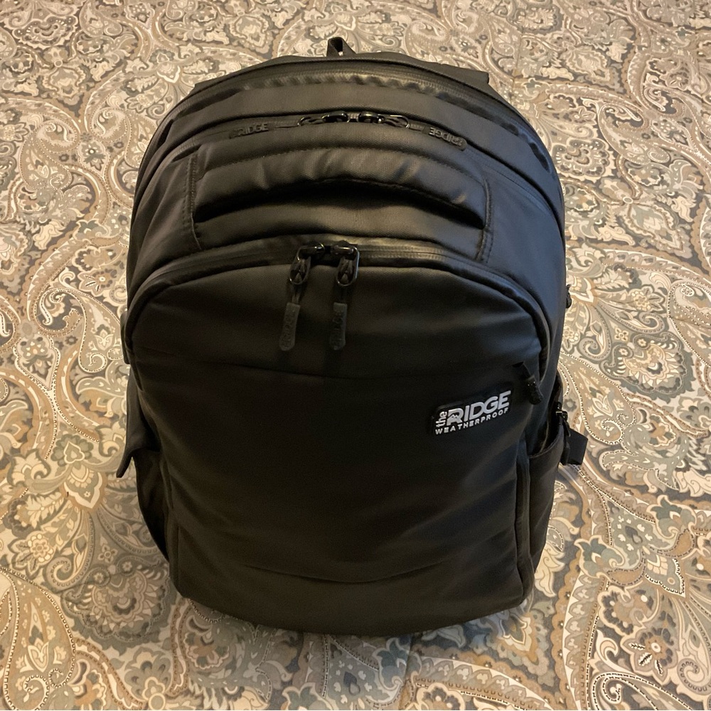 Mint The Ridge Commuter Weatherproof RFID Backpack, used 1x